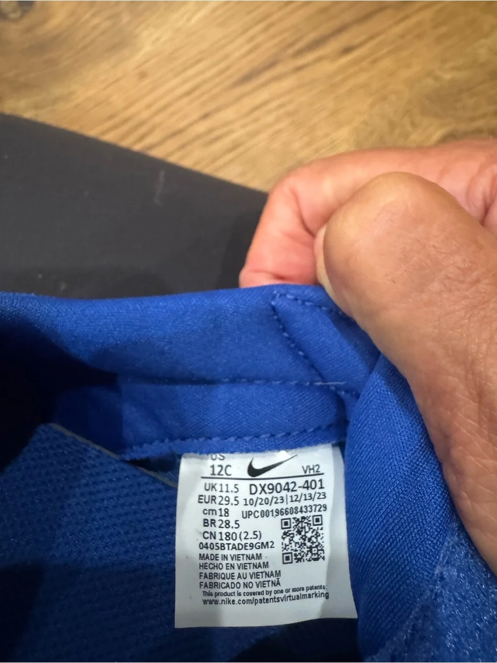 Nike Kids Royal Blue Lightweight Sneakers with White Swoosh